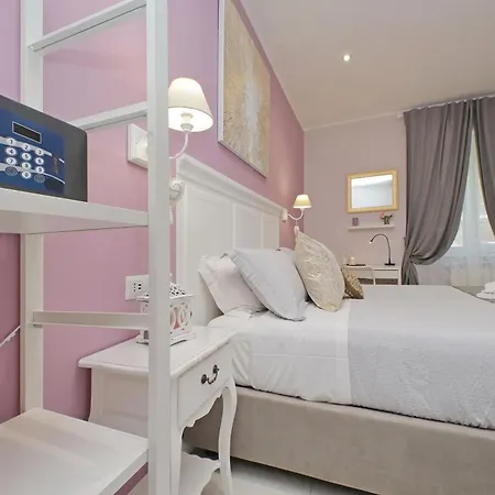 בית הארחה Charming 4*