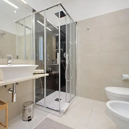 Charming בית הארחה 4*