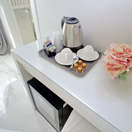 Charming בית הארחה 4*