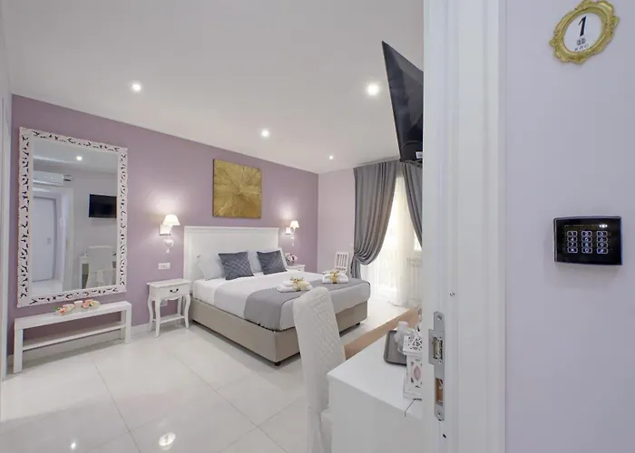 Πανσιόν Charming